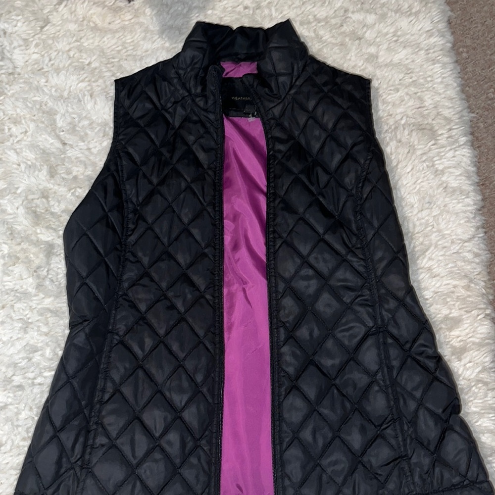 black vest 💜